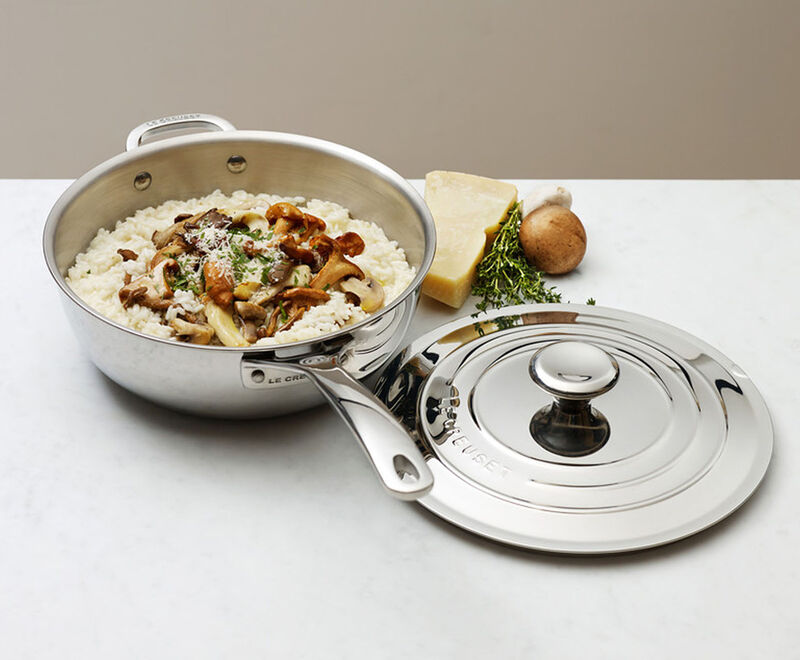 Saucier Chef's Pan with lid Le Creuset® Canada Official Site