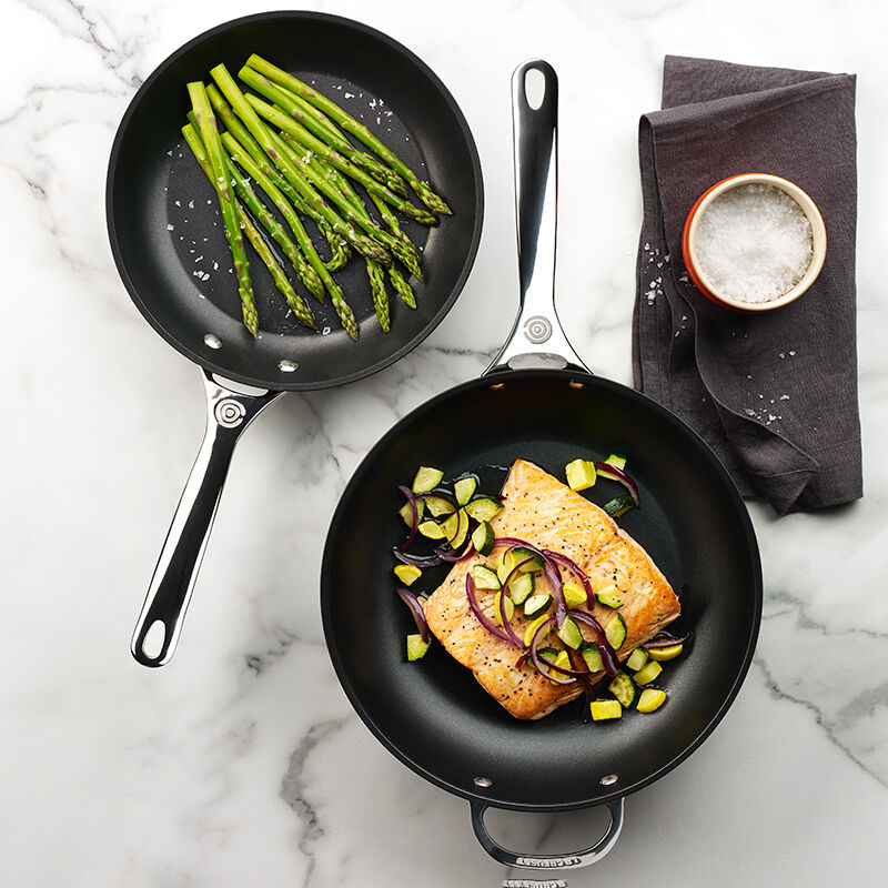 Toughened Nonstick Pro Deep Fry Pan | Le Creuset