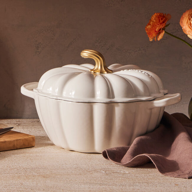LE CREUSET, Cocotte Citrouille en fonte émaillée 24cm 3,7L (2 coloris) | Manuella