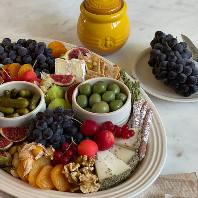 Cutting Board Le Creuset Cheese Platter Classic Stoneware Serving