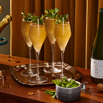 Cocktails au champagne et à la limonade (avec une variante sans alcool)