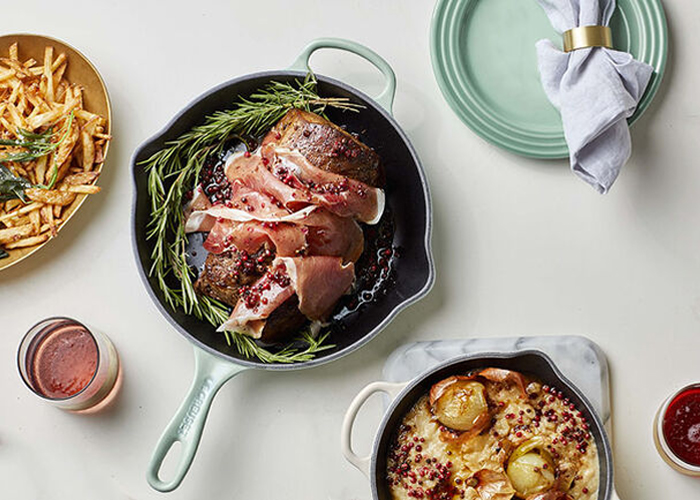 Filet de Bœuf Enrobé de Jambon de Parme avec Purée d’Oignons