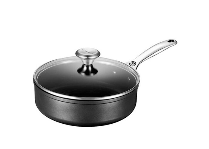 Toughened Nonstick Pro Sauté Pan
