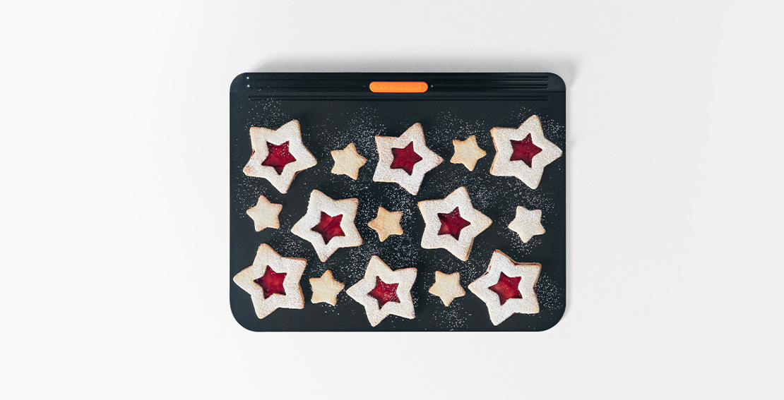 Le Creuset Insulated Cookie Sheet - Ares Kitchen and Baking Supplies