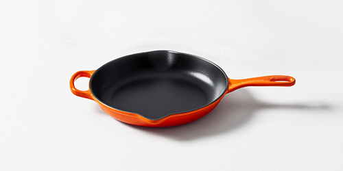 Here's Your Ultimate Guide to Cast Iron Pans (Featuring Steak