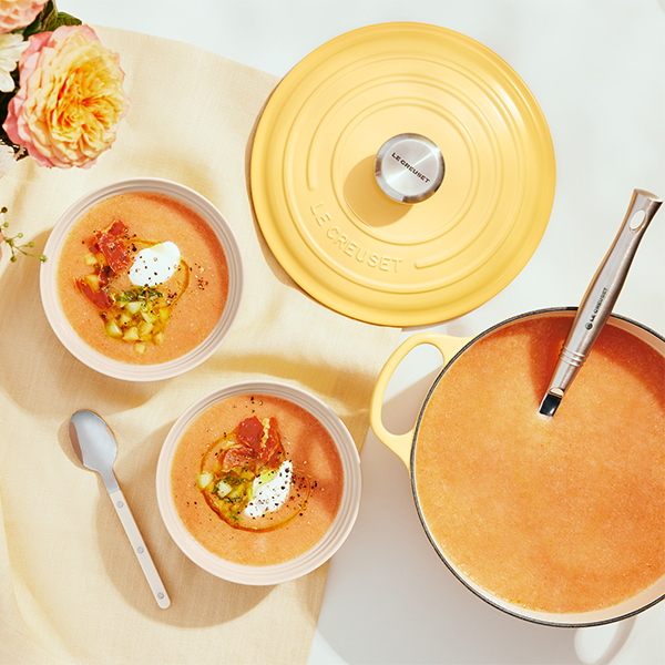 Gaspacho de maïs et de légumes d'été