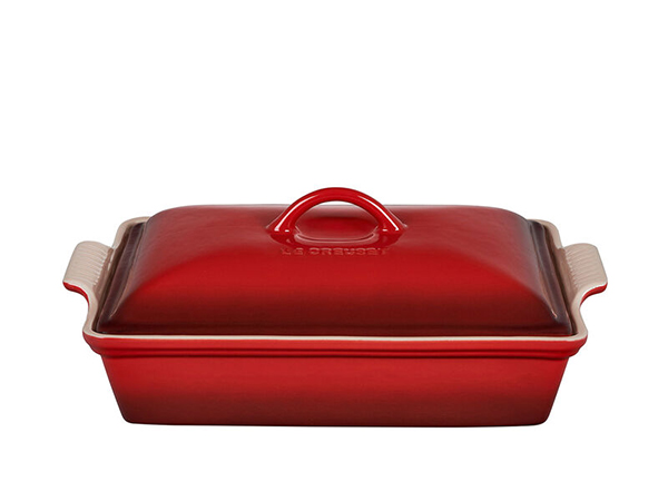 THE 3.8 L RECTANGULAR COVERED CASSEROLE