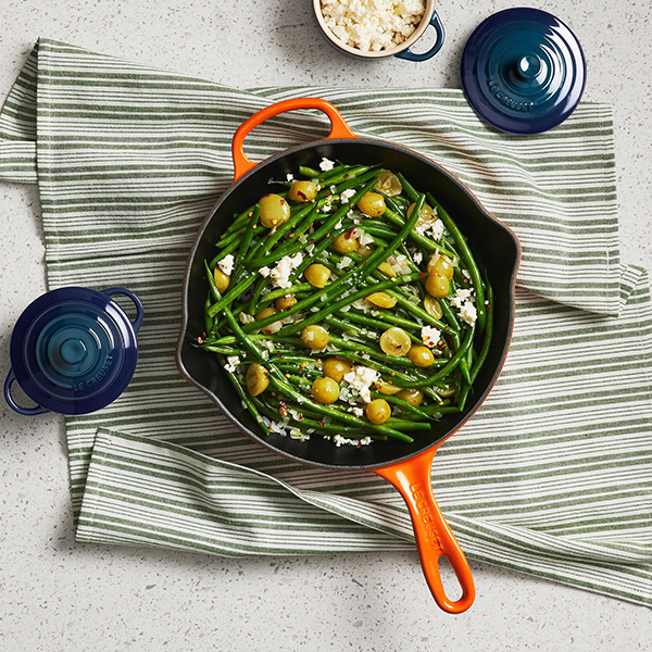 Haricots Verts Sautés avec Raisins et Feta
