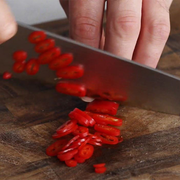 How to Chop a Chili Pepper