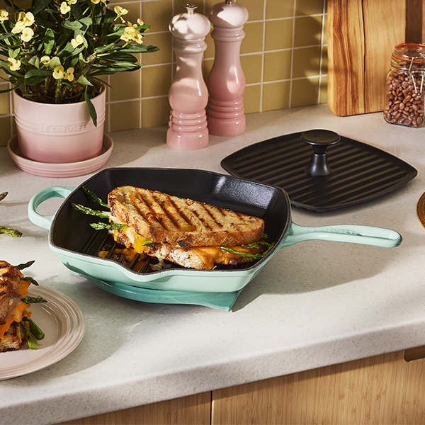 Square skillet grill