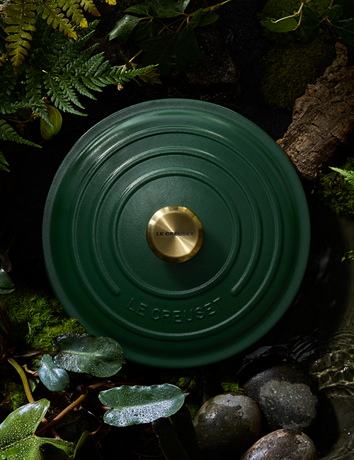 Forest greenery and Forêt cookware