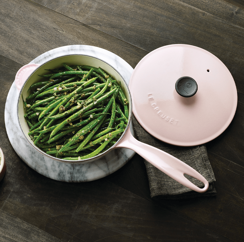 Transporting dishes to and from summer potlucks and picnics