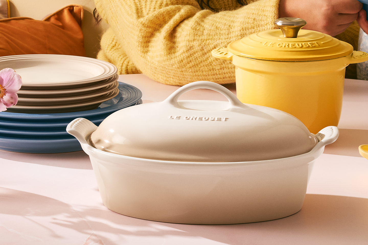 3.8 L Oval Casserole