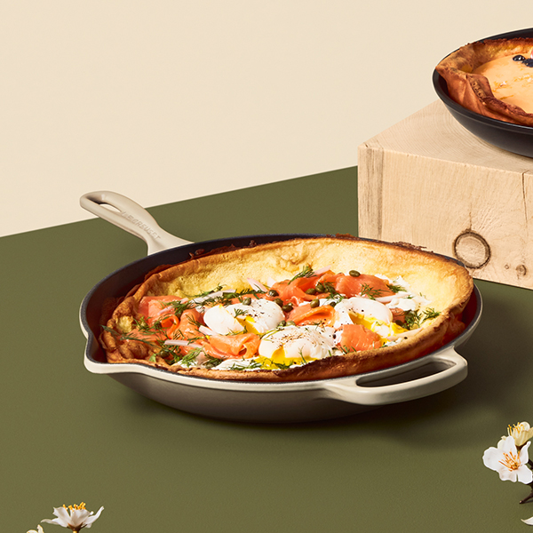 Crêpes à la Danoise Salées avec Crème de Raifort, Saumon Fumé et Oeufs Pochés