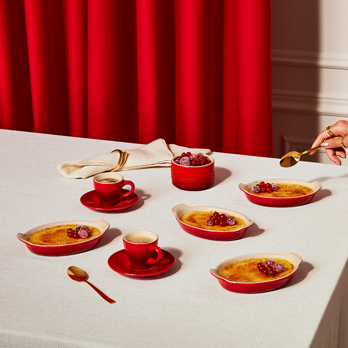 Crème brûlée à la vanille, à l'orange et à la cardamome