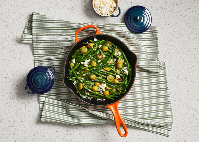 Haricots Verts Sautés avec Raisins et Feta