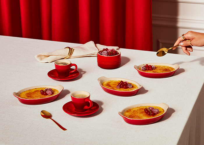 Crème brûlée à la vanille, à l'orange et à la cardamome