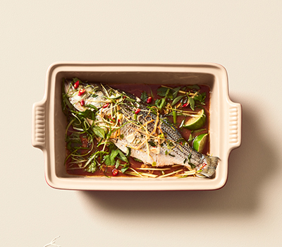 Poisson épicé rôti avec citronnelle et gingembre