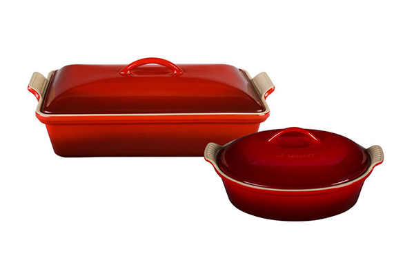 Ensemble de deux plats avec couvercle