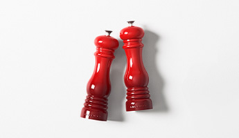 Salt and Pepper Mills (20 cm)