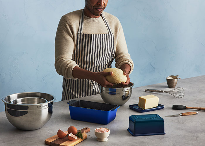 baking artisan bread