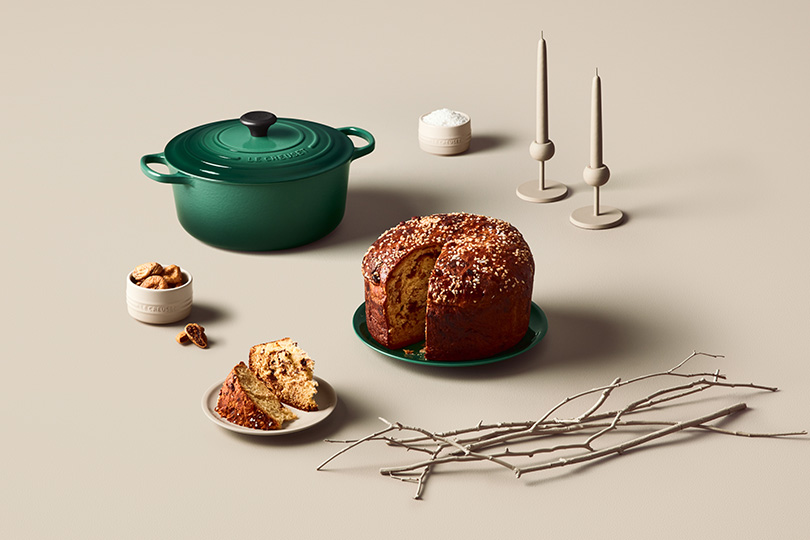 Panettone au chocolat noir avec figues et amandes