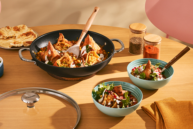 Quick Chickpea Curry Topped with Samosas